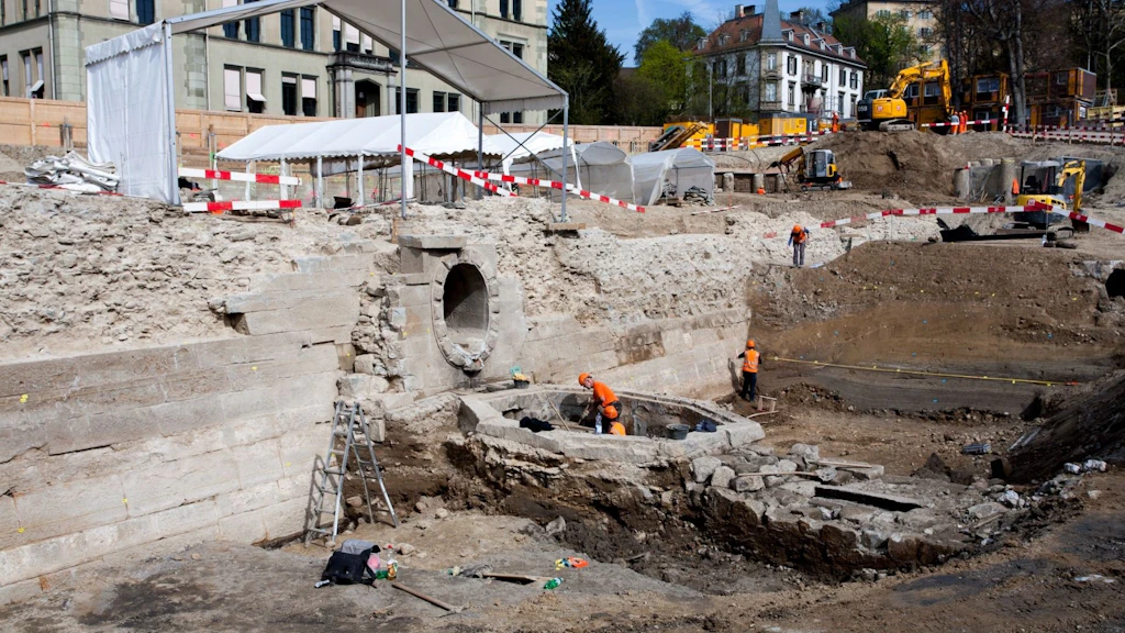 Neubauten in Funderwartungsgebieten ziehen archäologische Untersuchungen nach sich. Im Bild die Grossbaustelle bei der Erweiterung des Kunsthauses in Zürich.